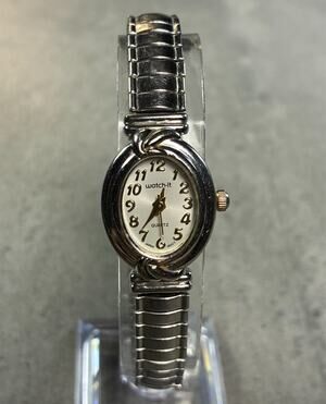 Advance watch-it Vintage Women's Quartz Watch 17mm Oval Silver Tone Working
